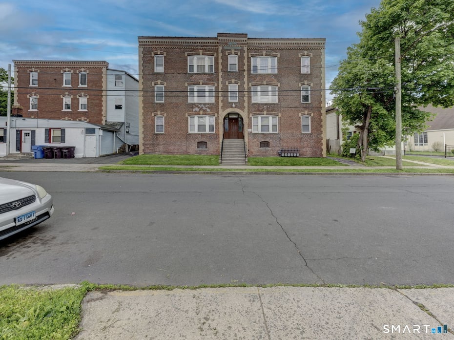 59 Daly Avenue  #1W Photo 1