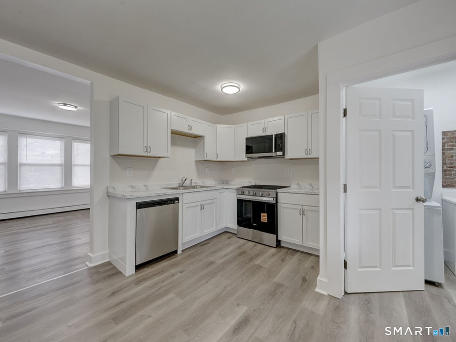 59 Daly Avenue  #1W Photo 5