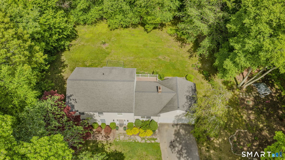 10 Whitman Lane Photo 9