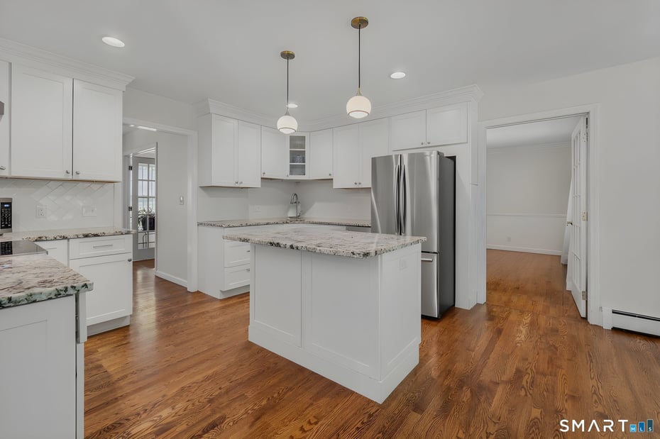 10 Whitman Lane Photo 18