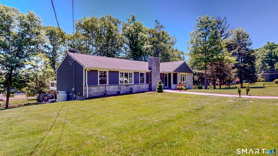 473 Summit Drive Photo 2