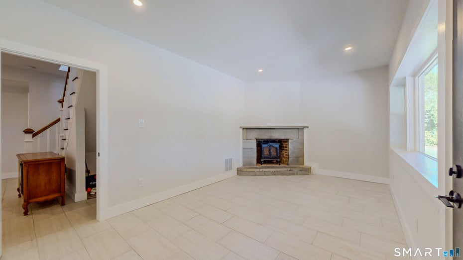 473 Summit Drive Photo 16