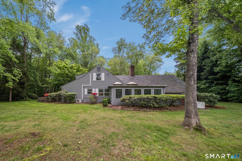 55 Island Avenue Photo 4