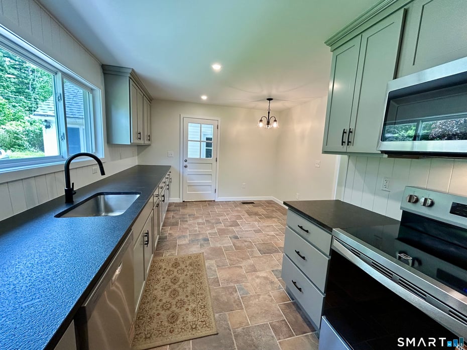 257 Wallens Hill Road Photo 11