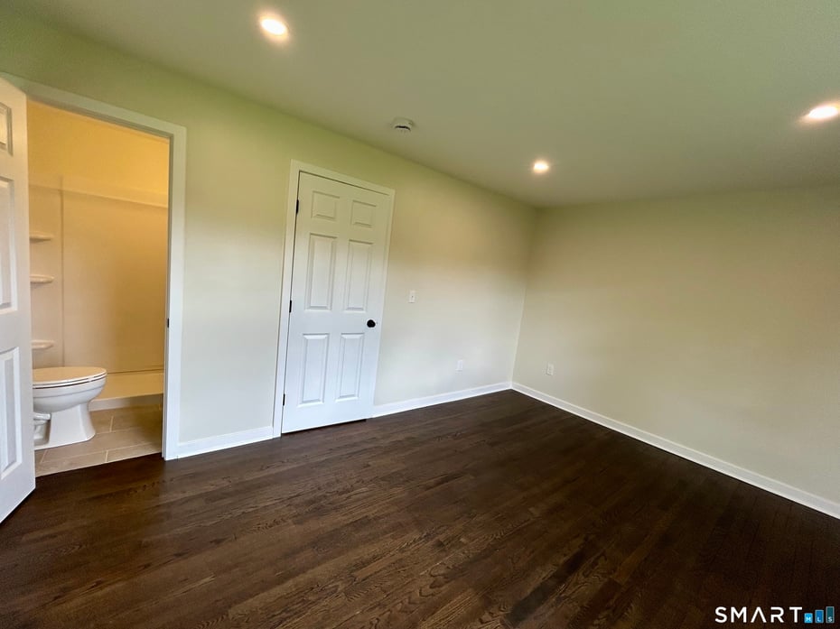 257 Wallens Hill Road Photo 21