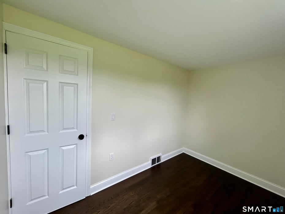 257 Wallens Hill Road Photo 31
