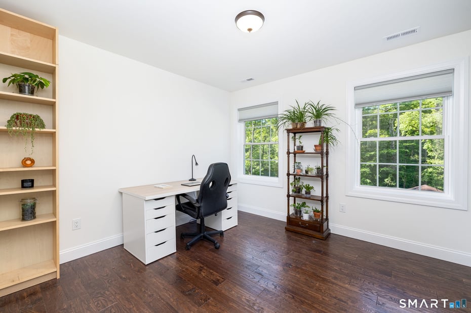 86 Winchester Road Photo 18