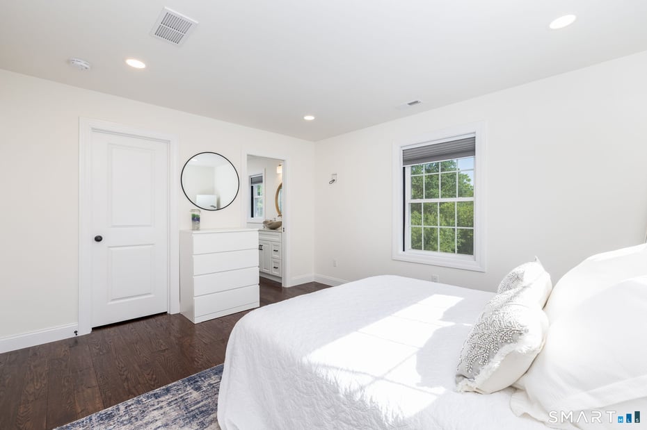 86 Winchester Road Photo 23