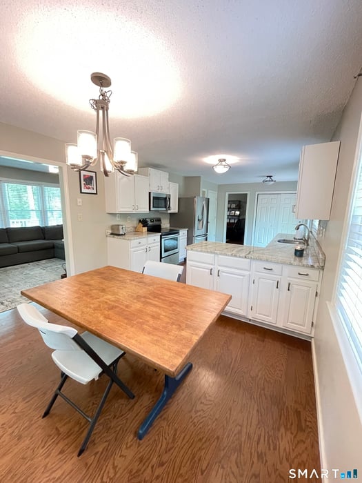 129 Sullivan Road Photo 11