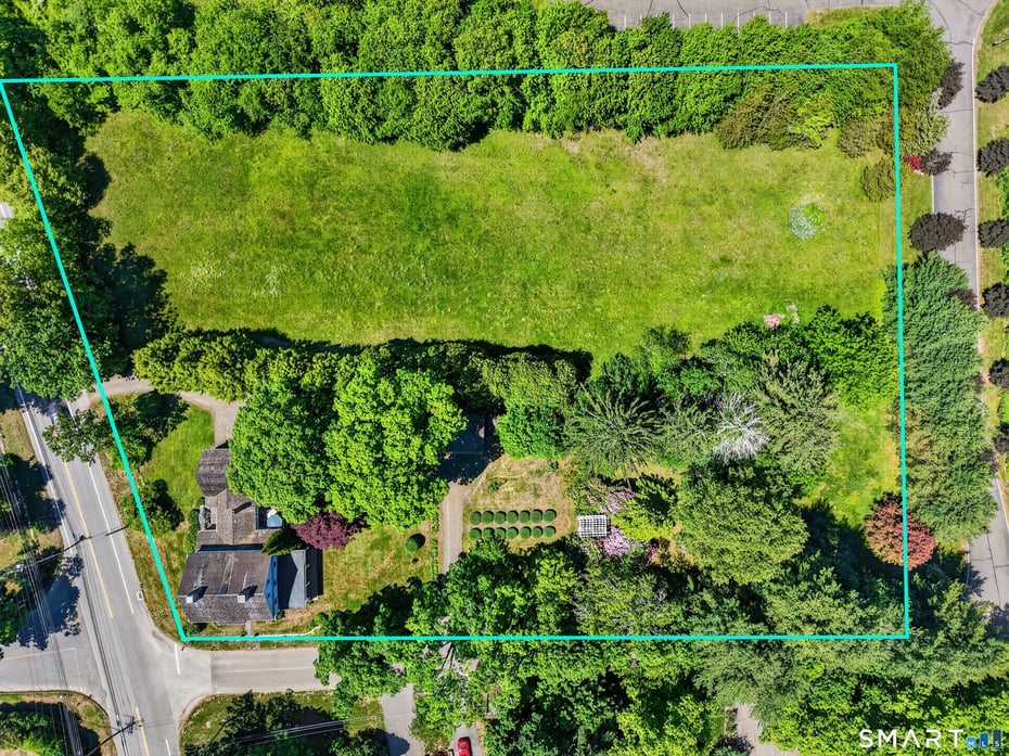 47 East Kings Highway Photo 6