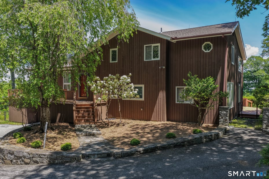 162 Shortwoods Road Photo 1