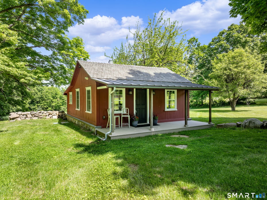 240 Umpawaug Road Photo 26