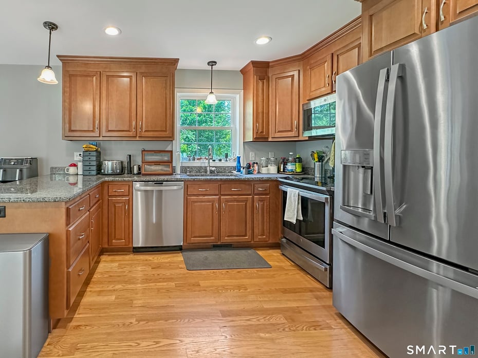 6 Branch Hill Road Photo 17