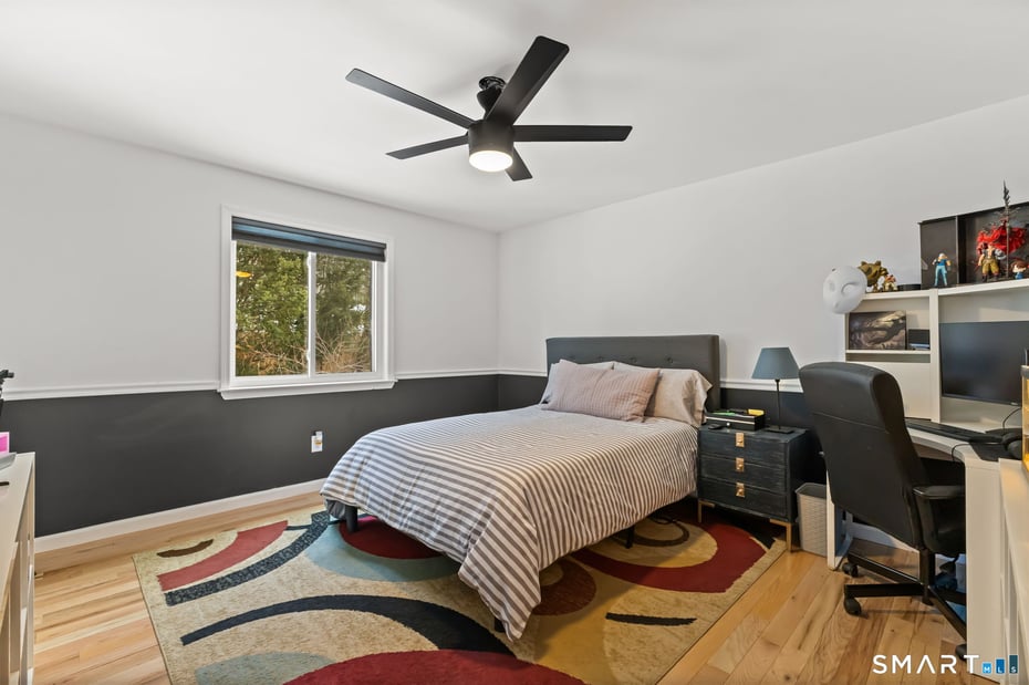 299 Redding Road Photo 18