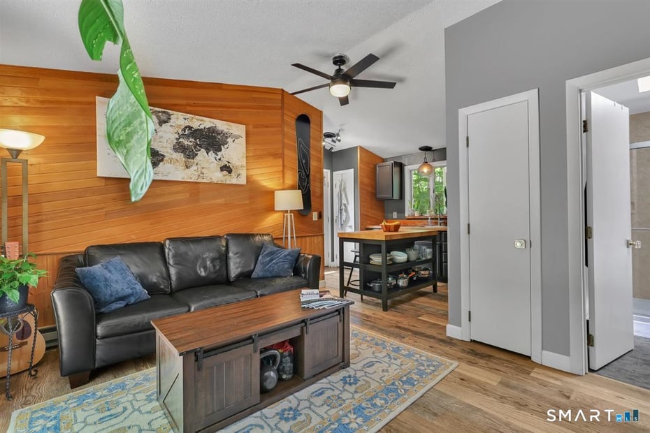 43 Flagg Hill Road Photo 4