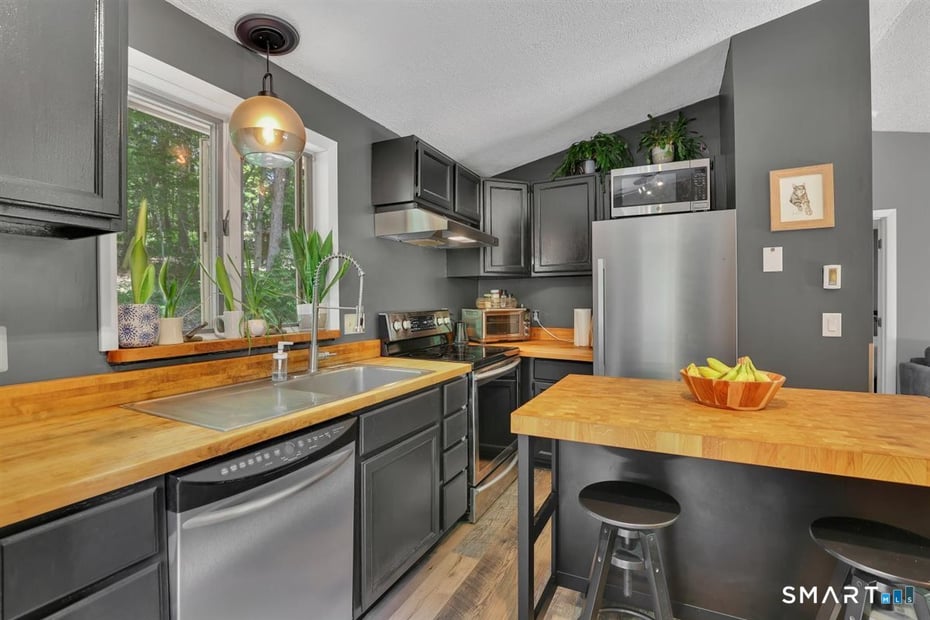 43 Flagg Hill Road Photo 9