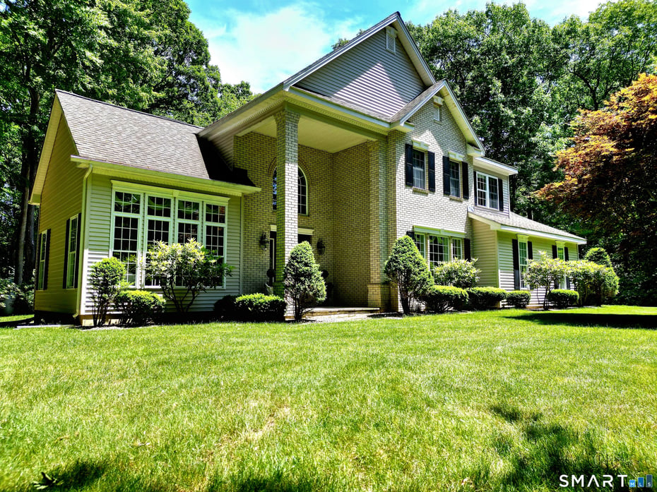 68 Troutwood Drive Photo 1