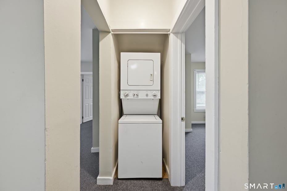 17 Lake Avenue Photo 19