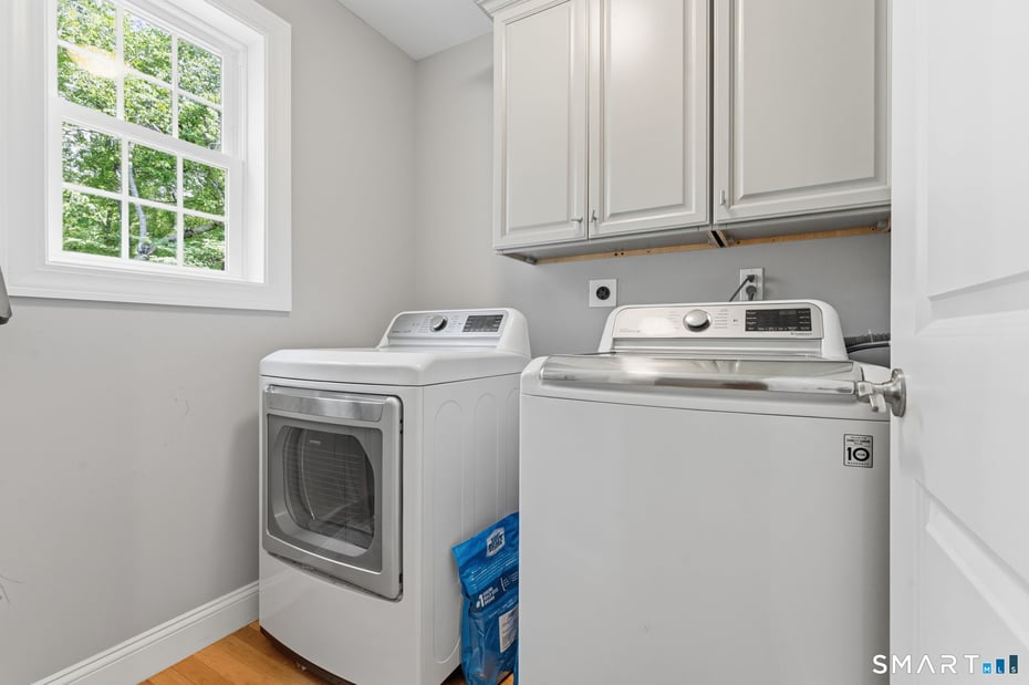 52 Edgerton Road Photo 18
