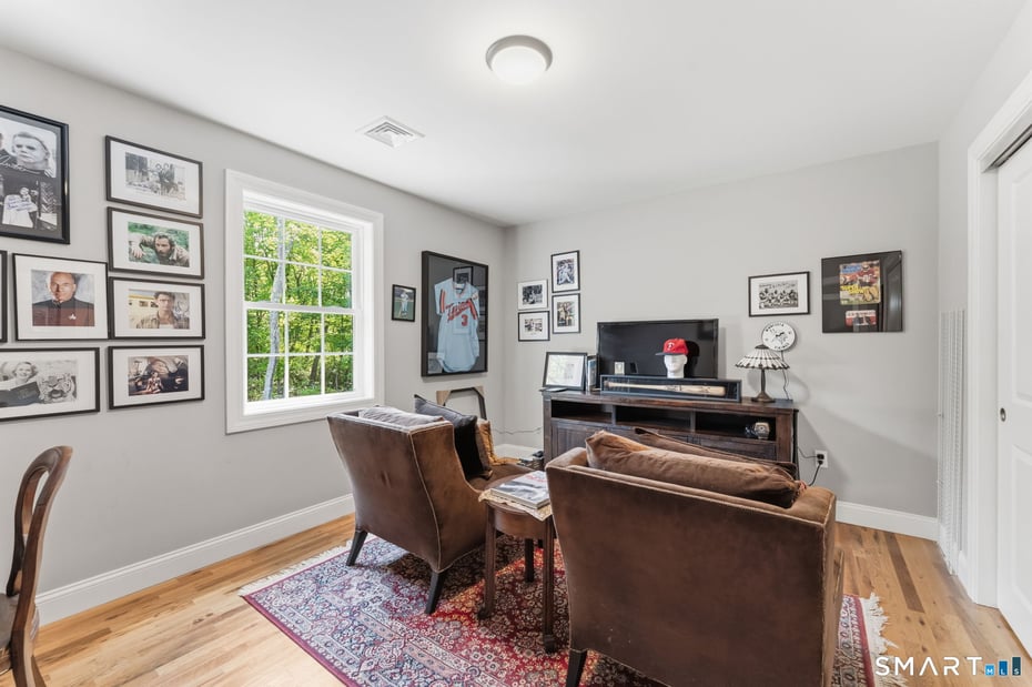 52 Edgerton Road Photo 31