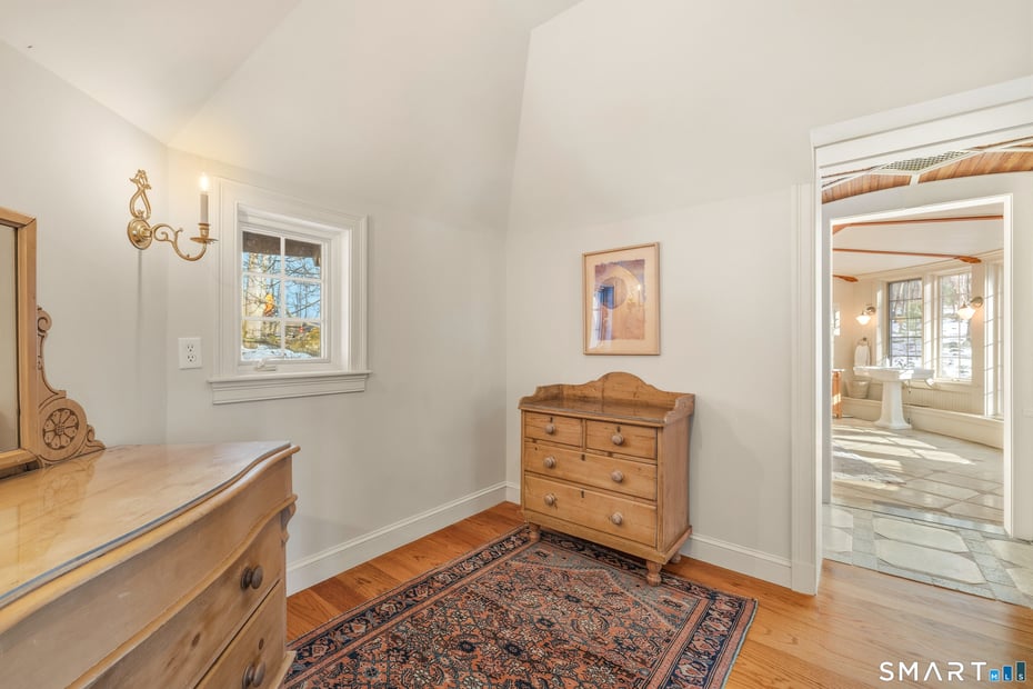 18 Birch Mill Road Photo 9