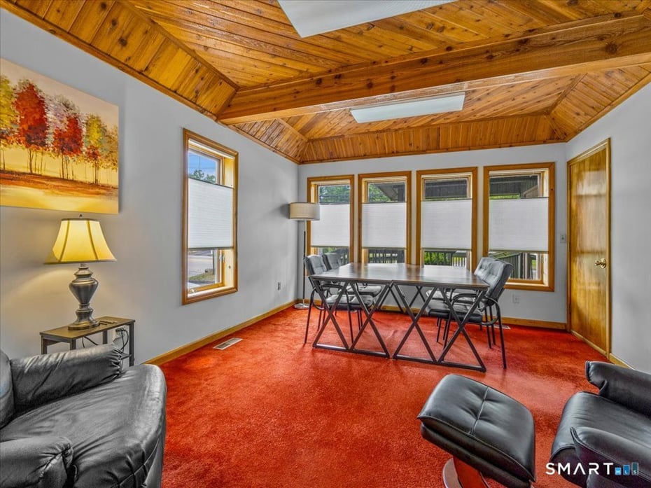 200 West Town Street Photo 9