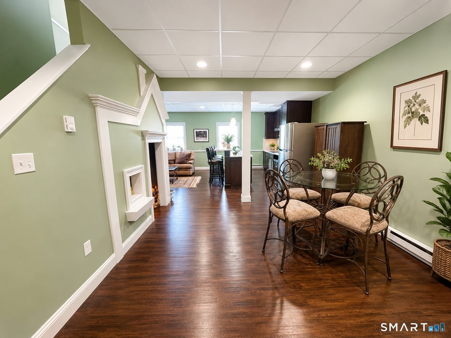 42 Ridgewood Terrace Photo 18
