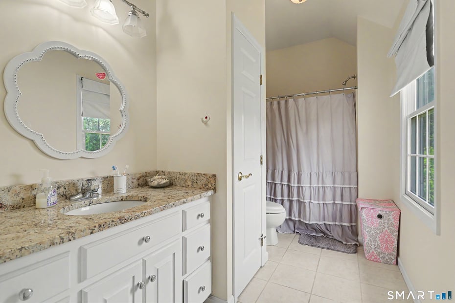 41 Grindstone Lane Photo 18
