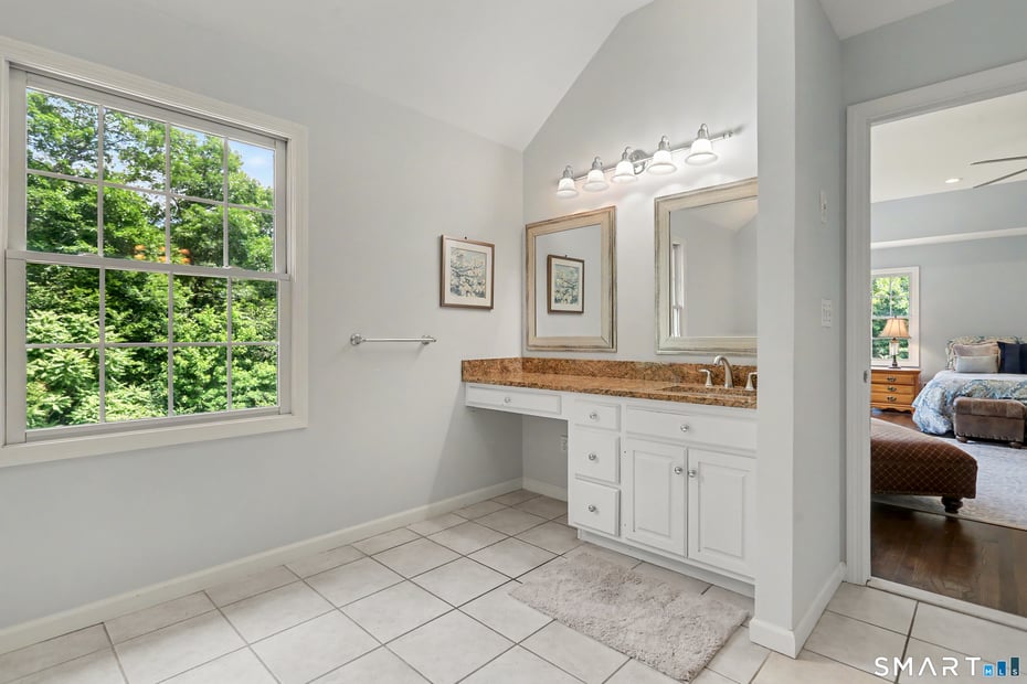 41 Grindstone Lane Photo 21