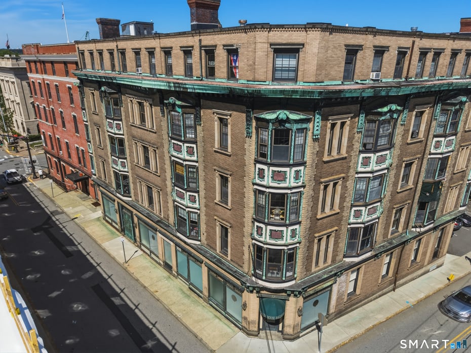 35 Union Street Photo 2