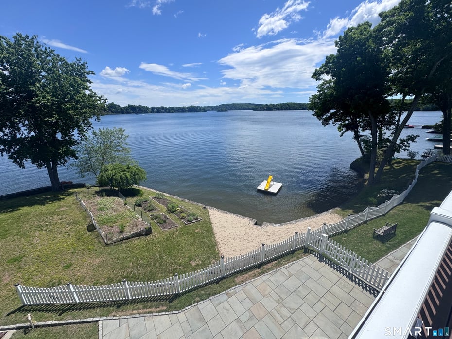 1 Oak Drive Photo 6