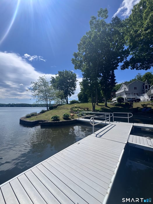 1 Oak Drive Photo 17