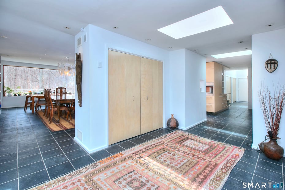 112 Birch Hill Road Photo 9