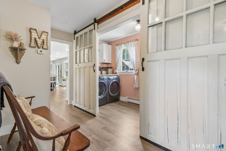 82 Valley Drive Photo 8