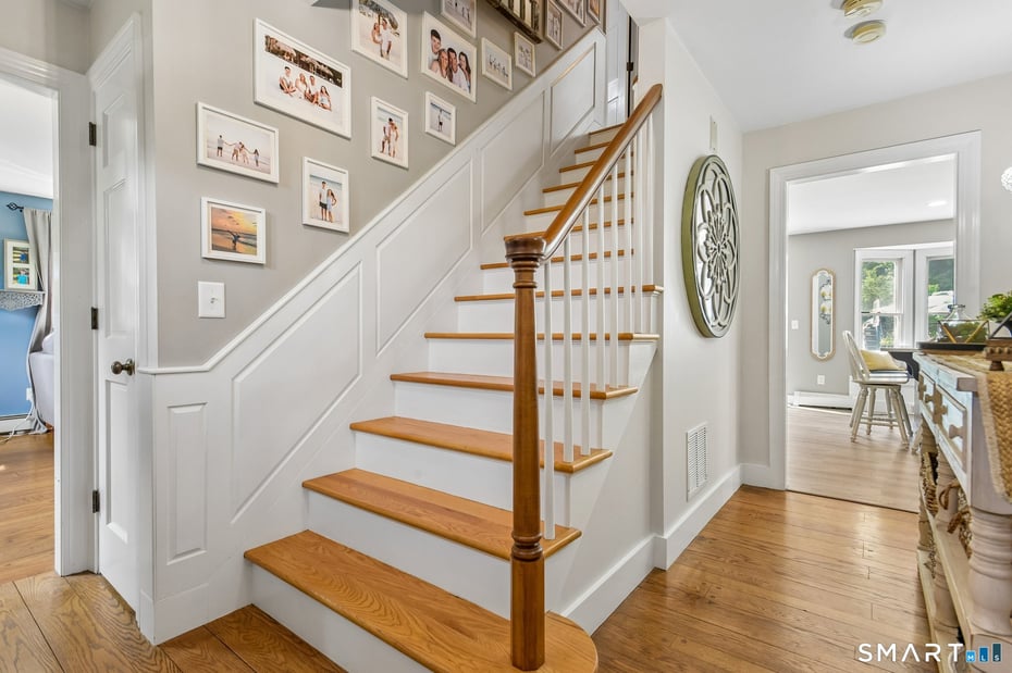 82 Valley Drive Photo 9