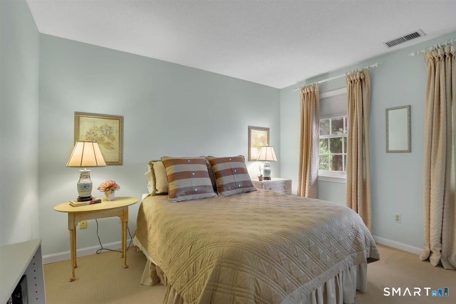 11 Dunne Wood Court Photo 11