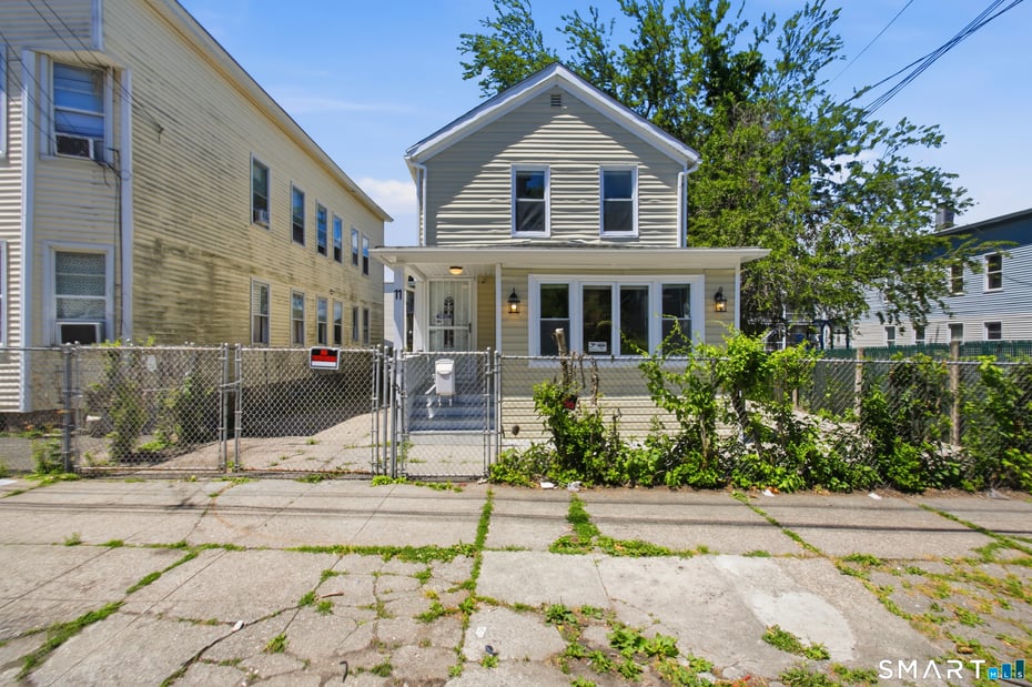 11 Bell Street Photo 1