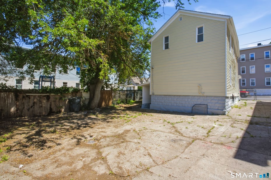 11 Bell Street Photo 20