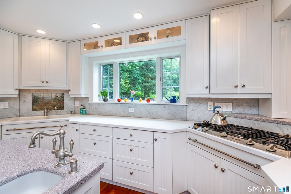 14 Flanders Lane Photo 9