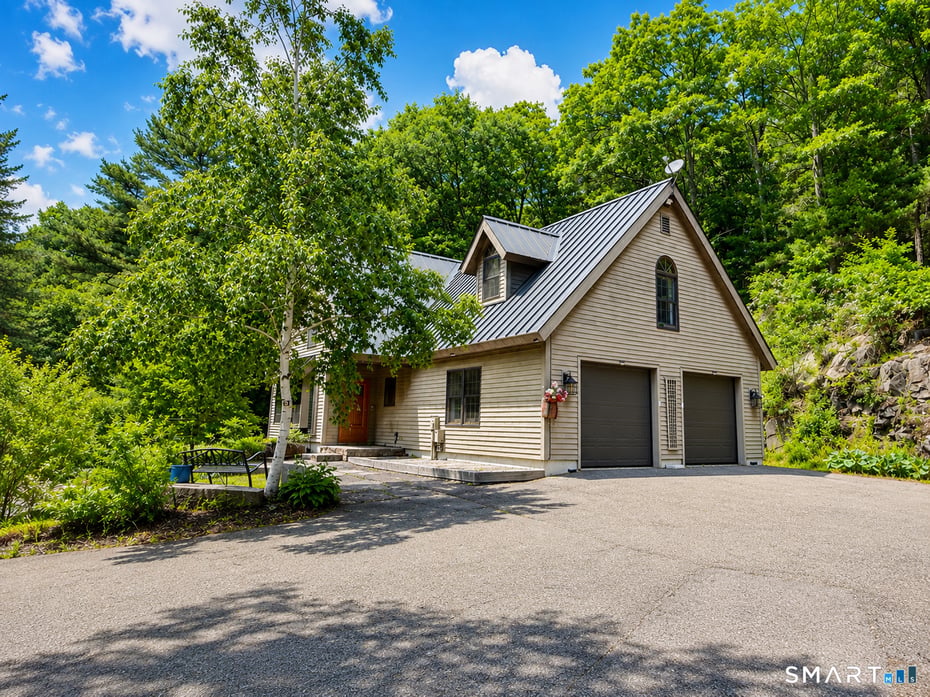 44 Pine Road Photo 1