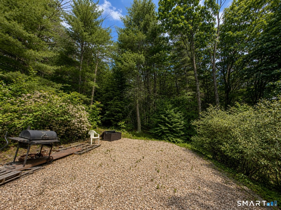44 Pine Road Photo 9