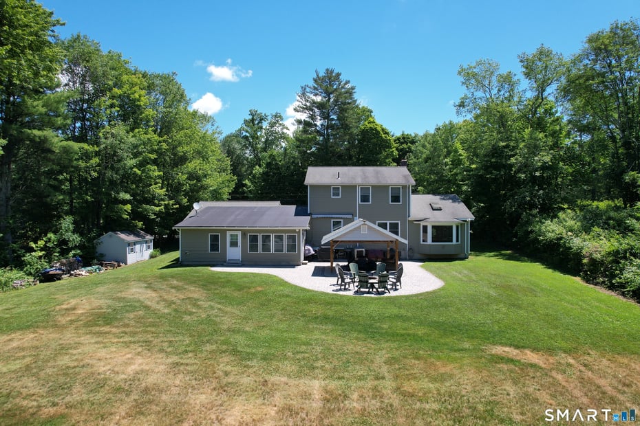 237 Wallens Hill Road Photo 4