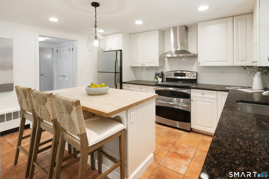 22 Powder Horn Road Photo 8