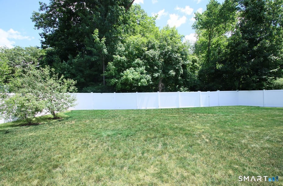 2095 Whitney Avenue Photo 39