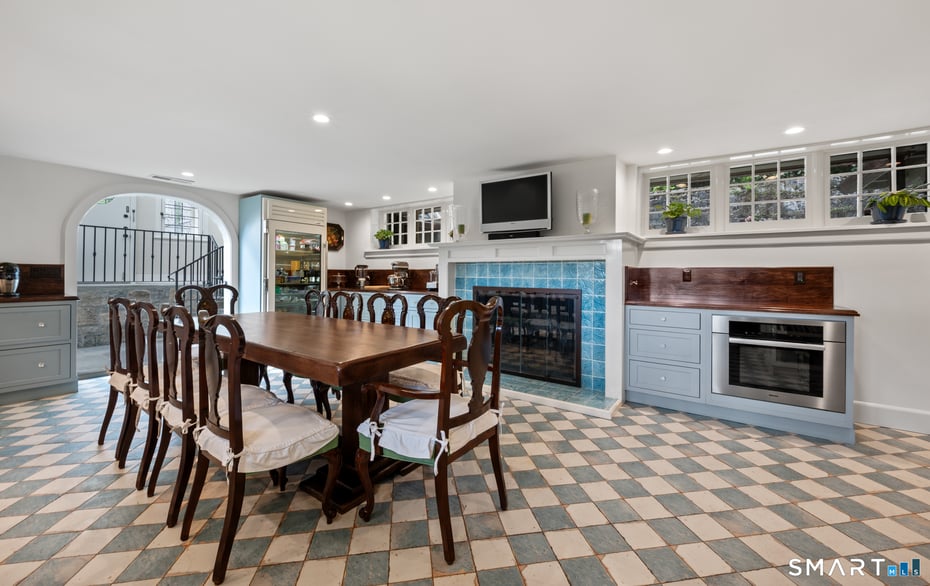 310 Litchfield Road Photo 15