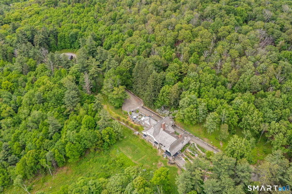 310 Litchfield Road Photo 27