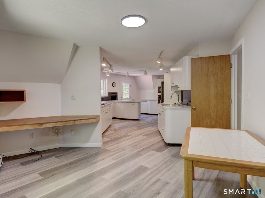 104 Music Vale Road Photo 12