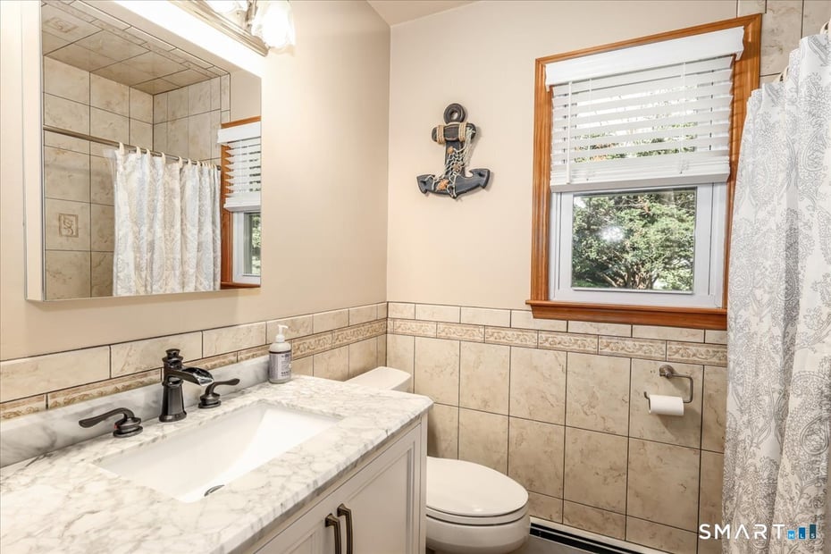 46 Jeanette Road Photo 11