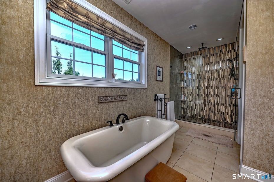630 Saint Johns Drive Photo 22