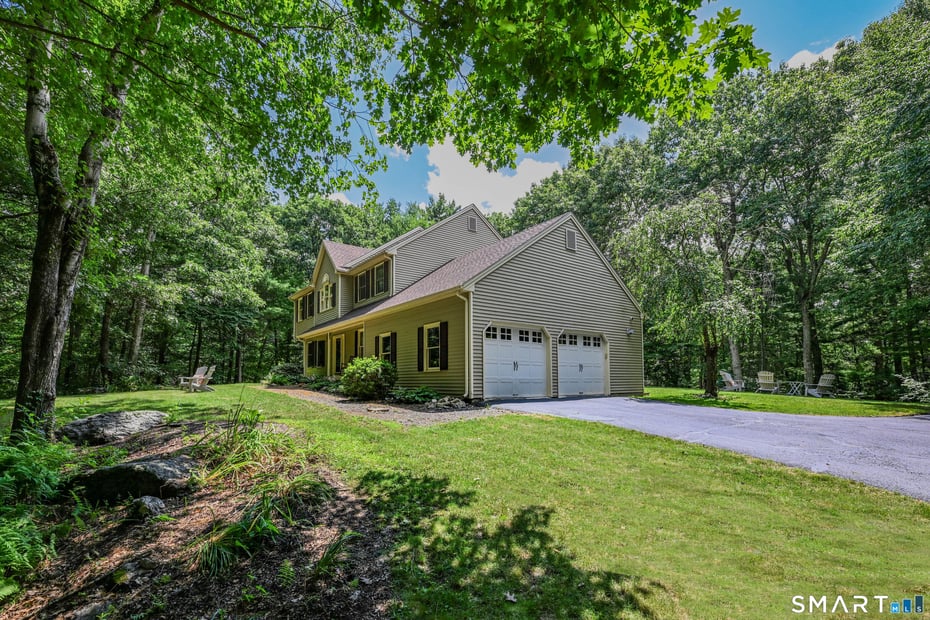 107 Robin Drive Photo 3